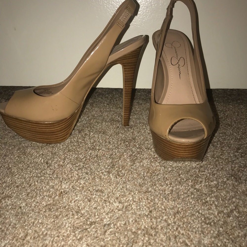 Shoes - Picture 2 of 6